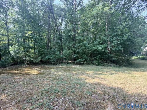 399 Briarwood Cir, Henrico, VA, 23238 | Card Image