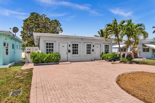 1-930 N 16th Ave, Hollywood, FL, 33020-3735 | Card Image