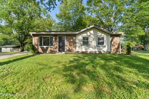 10763 Tarrytowne Rd, Louisville, KY, 40272-3056 | Card Image