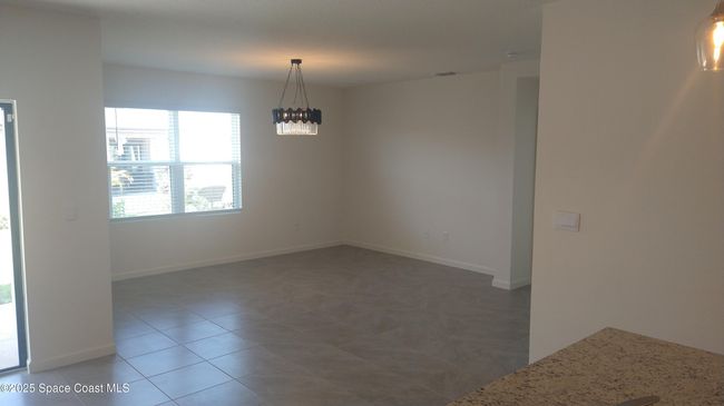 Living Room | Image 15