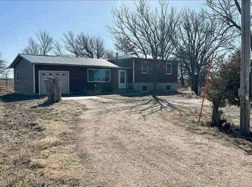6654 S Road F, Ulysses, KS, 67880-8301 | Card Image