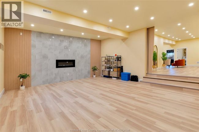 4667 Wyandotte St E, Home with 0 bedrooms, 0 bathrooms and null parking in Windsor ON | Image 30