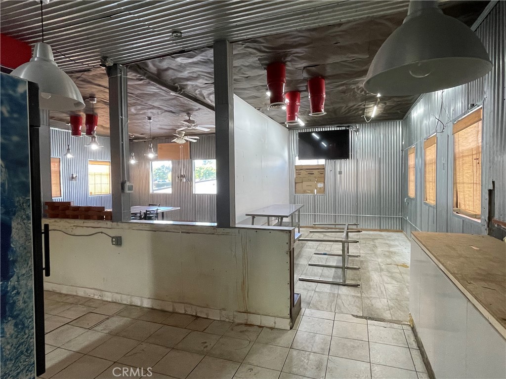 Commercial Lease in Claremont 5