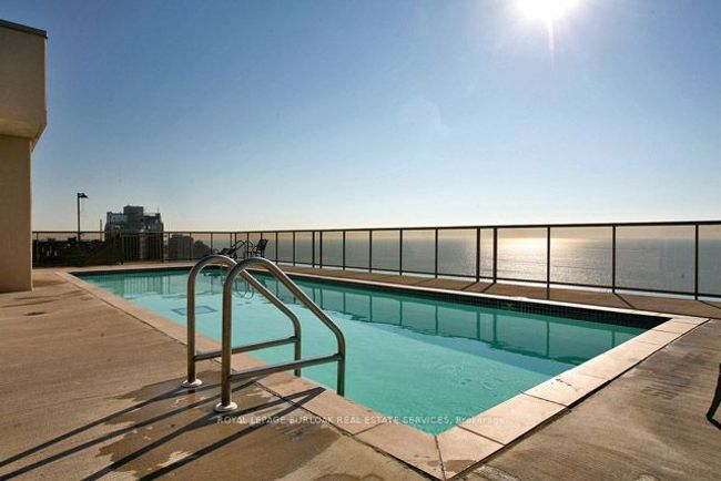 903 - 1477 Lakeshore Rd, Condo with 2 bedrooms, 2 bathrooms and 2 parking in Burlington ON | Image 27