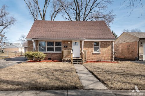 10925 Lyman Ave, Chicago Ridge, IL, 60415-2251 | Card Image