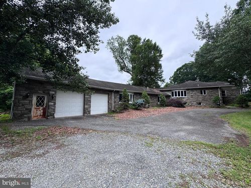 400-1000 Valleybrook Rd, Garnet Valley, PA, 19060-1405 | Card Image