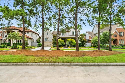 15 Liberty Branch Blvd, The Woodlands, TX, 77389-2848 | Card Image