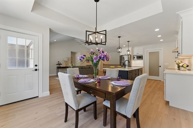 18 - 18 Nicols Way, Condo with 2 bedrooms, 2 bathrooms and 2 parking in Easthampton MA | Image 14