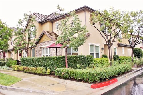 1327 Corte Alemano, Costa Mesa, CA, 92626 | Card Image