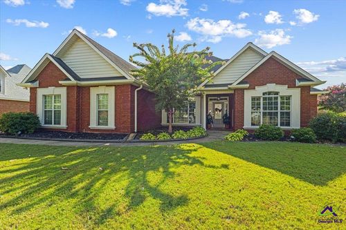 129 Roseine Dr, Warner Robins, GA, 31088-8562 | Card Image