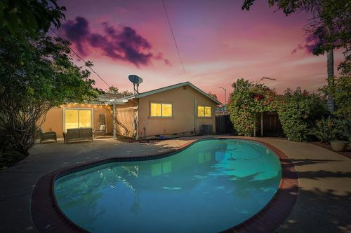 4510 Calaveras Ave, Fremont, CA, 94538-1174 | Card Image