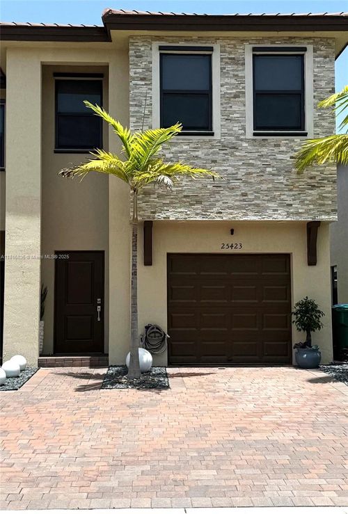 25423 Sw 108th Ct, Homestead, FL, 33032-6357 | Card Image