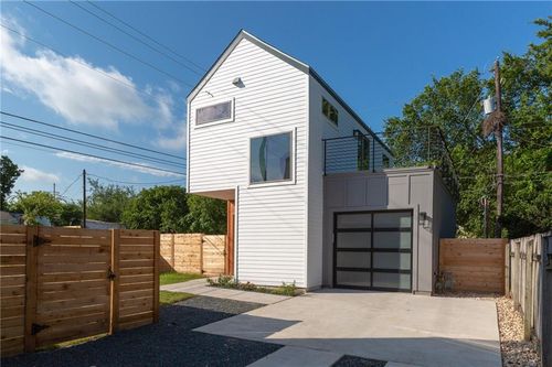 b-2717 E 3rd St, Austin, TX, 78702-4719 | Card Image