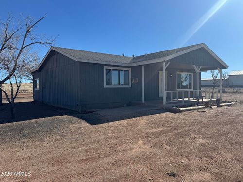 10 County Road N6011, Saint Johns, AZ, 85936-1717 | Card Image