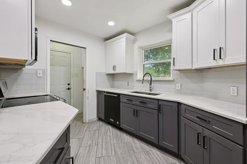 2417 Meadow Ct, Bedford, TX, 76021-4937 | Card Image