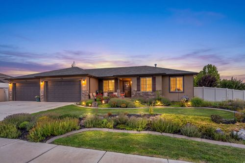 127 N 1800 E, Spanish Fork, UT, 84660-5790 | Card Image