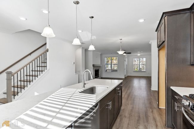 825 Angora Aly, Townhouse with 3 bedrooms, 4 bathrooms and null parking in Scottdale GA | Image 9