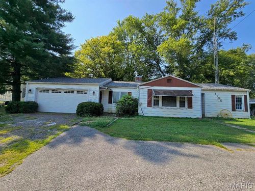 4150 Illinois Route 16, Litchfield, IL, 62056-4327 | Card Image