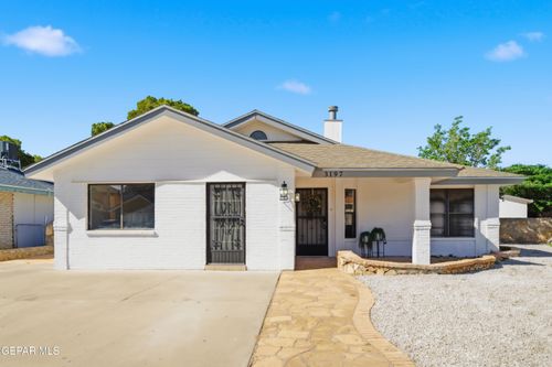 3197 Lonesome Dove Cir, El Paso, TX, 79936-2510 | Card Image