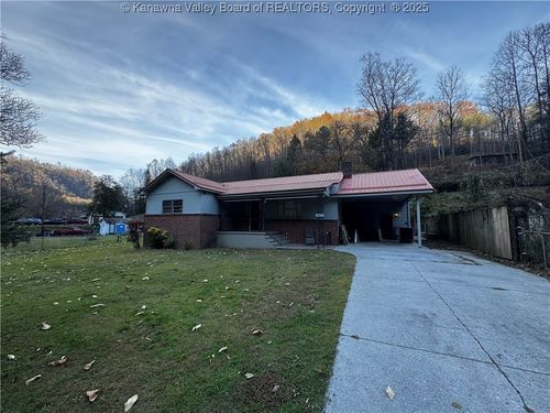 5611 Loop Seven Hwy, Davy, WV, 24828-7005 | Card Image
