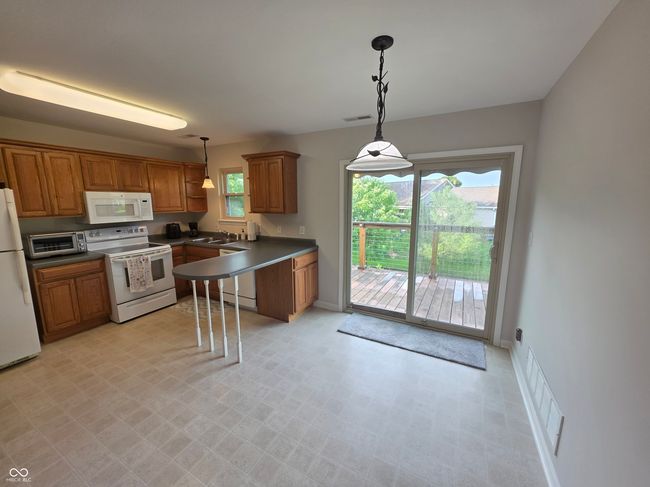 21 Watson Dr, House other with 3 bedrooms, 2 bathrooms and null parking in Trafalgar IN | Image 5