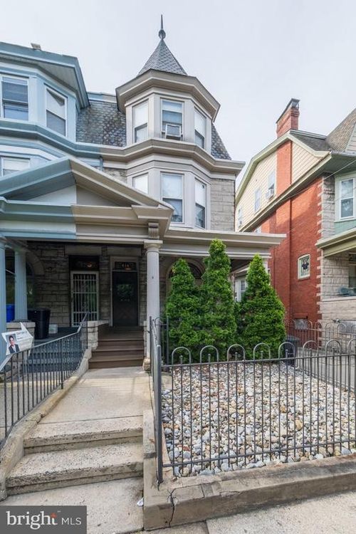 414 Spring St, READING, PA, 19601-2118 | Card Image