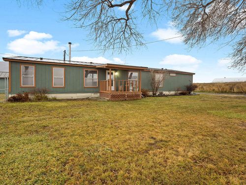 13779 Matney Rd, Klamath Falls, OR, 97603-9768 | Card Image