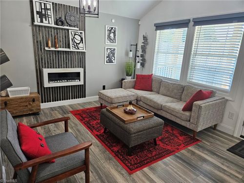 505 Kent Ct, High Point, NC, 27260-5570 | Card Image