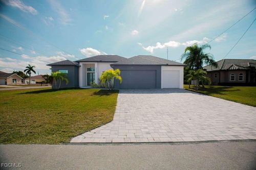 2000 Sw 31st Ter, Cape Coral, FL, 33914-4941 | Card Image