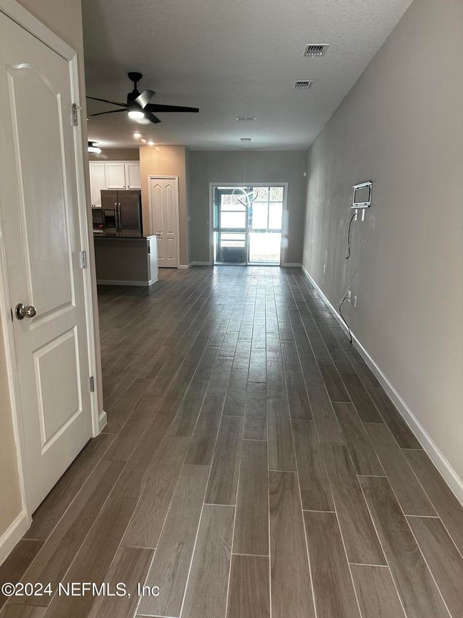 7371 Palm Hills Dr, Townhouse with 3 bedrooms, 3 bathrooms and null parking in JACKSONVILLE FL | Image 6