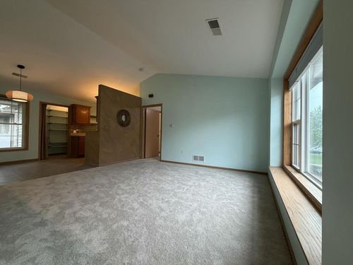 26-1507 92nd Street, STURTEVANT, WI, 53177 | Card Image