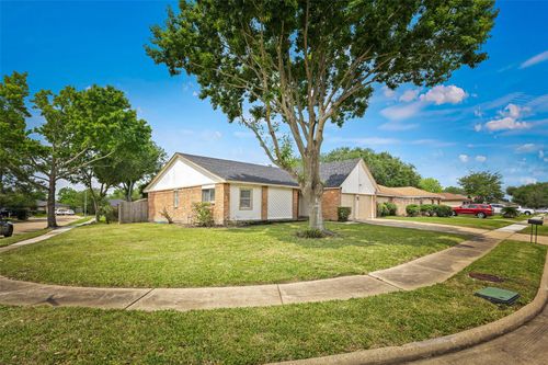 2026 Lazy Ln, Missouri City, TX, 77489-3035 | Card Image