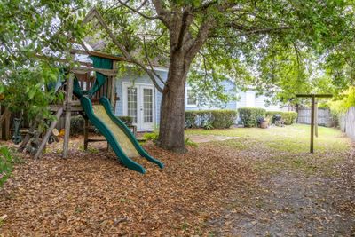 1110 Ne 21 Court, House other with 3 bedrooms, 2 bathrooms and null parking in Gainesville FL | Image 3