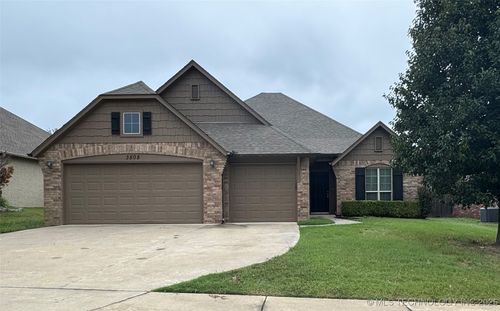 3505 W 107th Pl S, Jenks, OK, 74037-1615 | Card Image