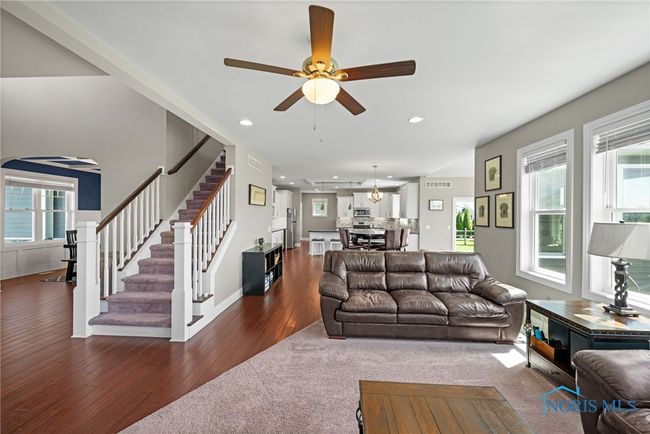 9575 Newbury Ln, House other with 4 bedrooms, 4 bathrooms and 3 parking in Whitehouse OH | Image 7