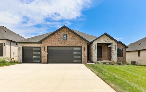 2038 N Silver Charm Ave, Springfield, MO, 65802-6077 | Card Image