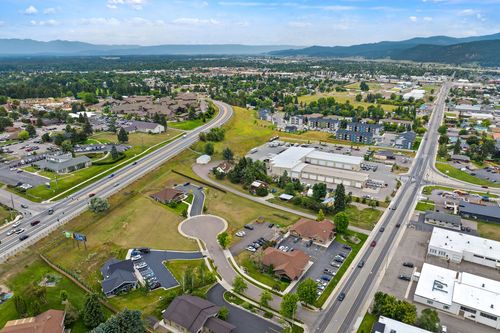 111 Westview Park Pl, Kalispell, MT, 59901-1401 | Card Image