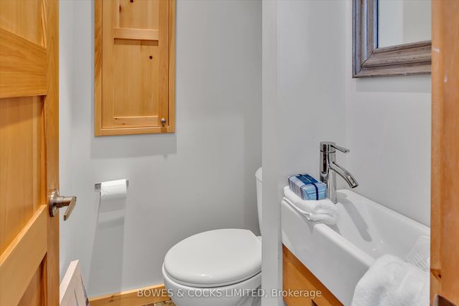 709 Bethune St, House other with 3 bedrooms, 2 bathrooms and 3 parking in Peterborough ON | Image 19