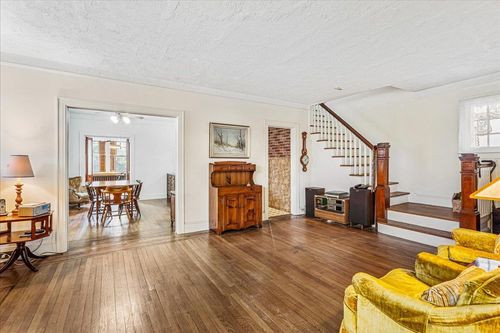 16608 Cryders Ln, Whitestone, NY, 11357-2833 | Card Image