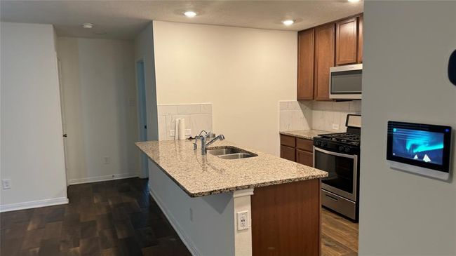 23342 Stahl Creeks Ln, House other with 3 bedrooms, 2 bathrooms and 2 parking in Spring TX | Image 6