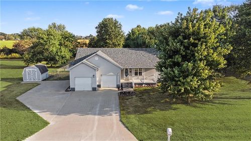 150 Se 26th Rd, Lamar, MO, 64759-9206 | Card Image