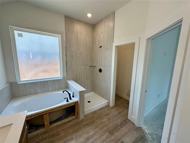 16446 Elk Meadow Dr, House other with 4 bedrooms, 4 bathrooms and 2 parking in Conroe TX | Image 11