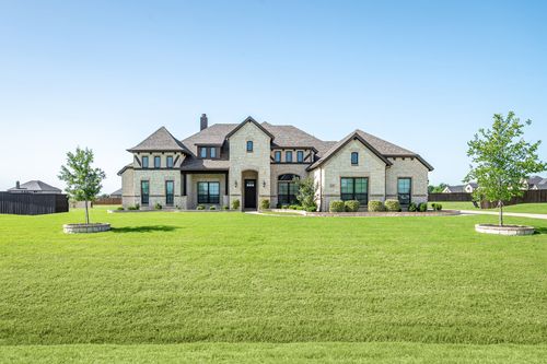 8220 Stonewall Dr, Waxahachie, TX, 75167-1243 | Card Image