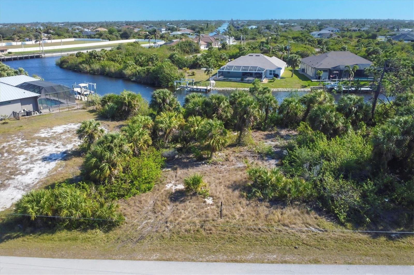 Land in PORT CHARLOTTE 5