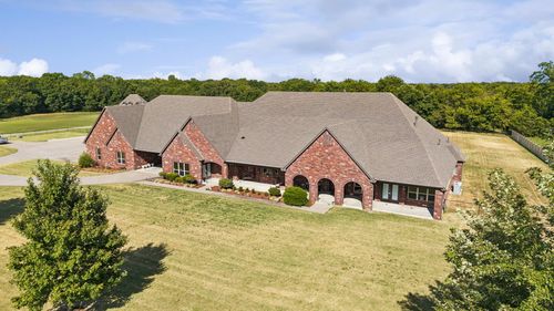 13351 S 241st East Ave, Coweta, OK, 74429-6061 | Card Image