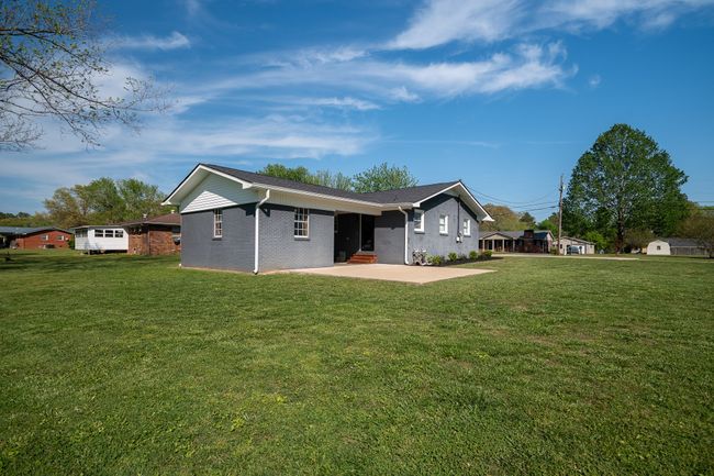 703 Brenda Ave, House other with 3 bedrooms, 2 bathrooms and null parking in Loretto TN | Image 24