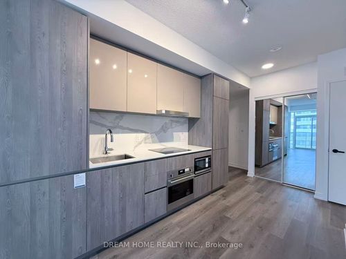 2921-8 Interchange Way, Vaughan, ON, L4K5Z7 | Card Image