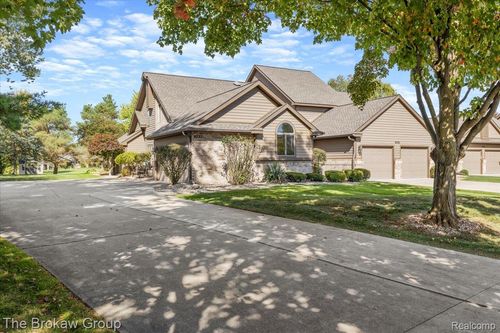 9331 Varodell Dr, Davison, MI, 48423-8608 | Card Image