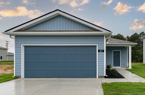 100 Philips Dr, Manchester, TN, 37355-2745 | Card Image