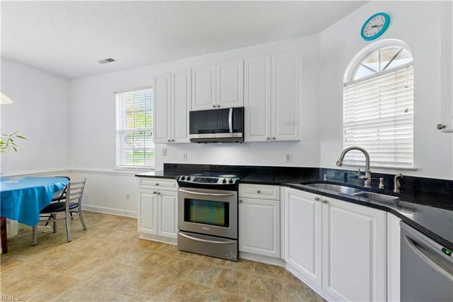 1102 Noble Walk Ct, House attached with 3 bedrooms, 3 bathrooms and null parking in Virginia Beach VA | Image 13